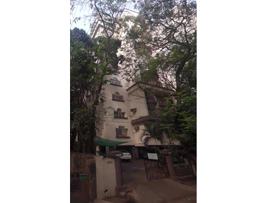 Lechetau - Le Chetau, Bandra West